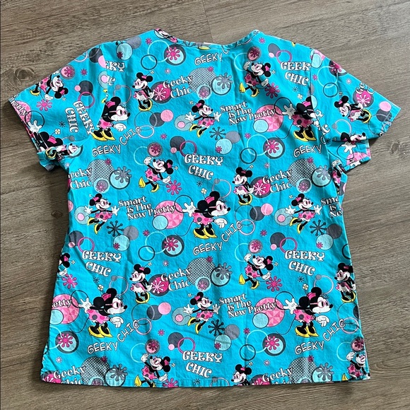 Disney Minnie Mouse L scrub top - Picture 6 of 8